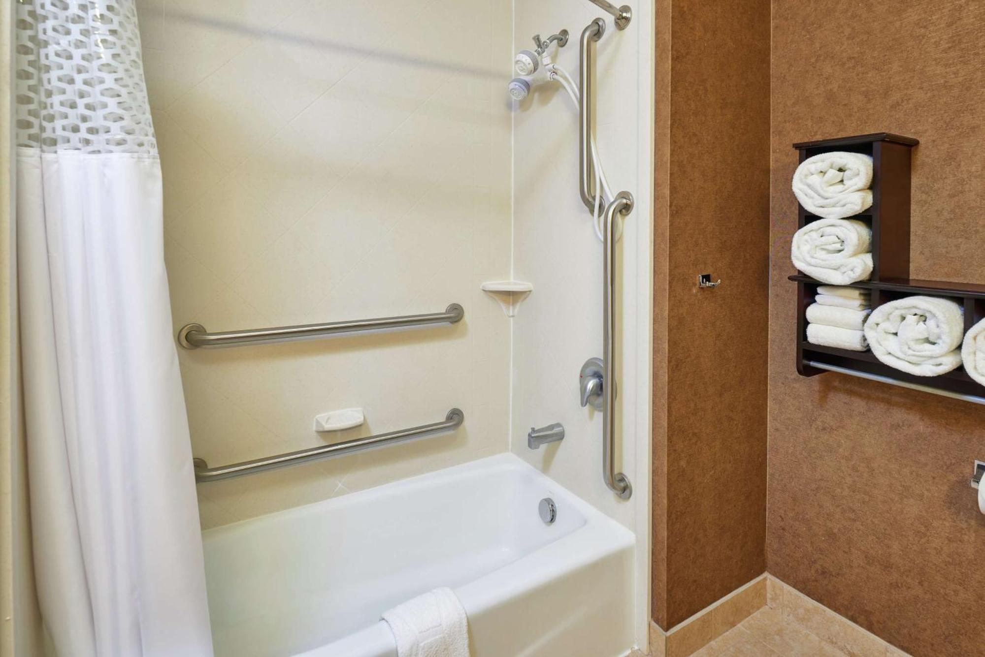 Hampton Inn Суитуотер Экстерьер фото