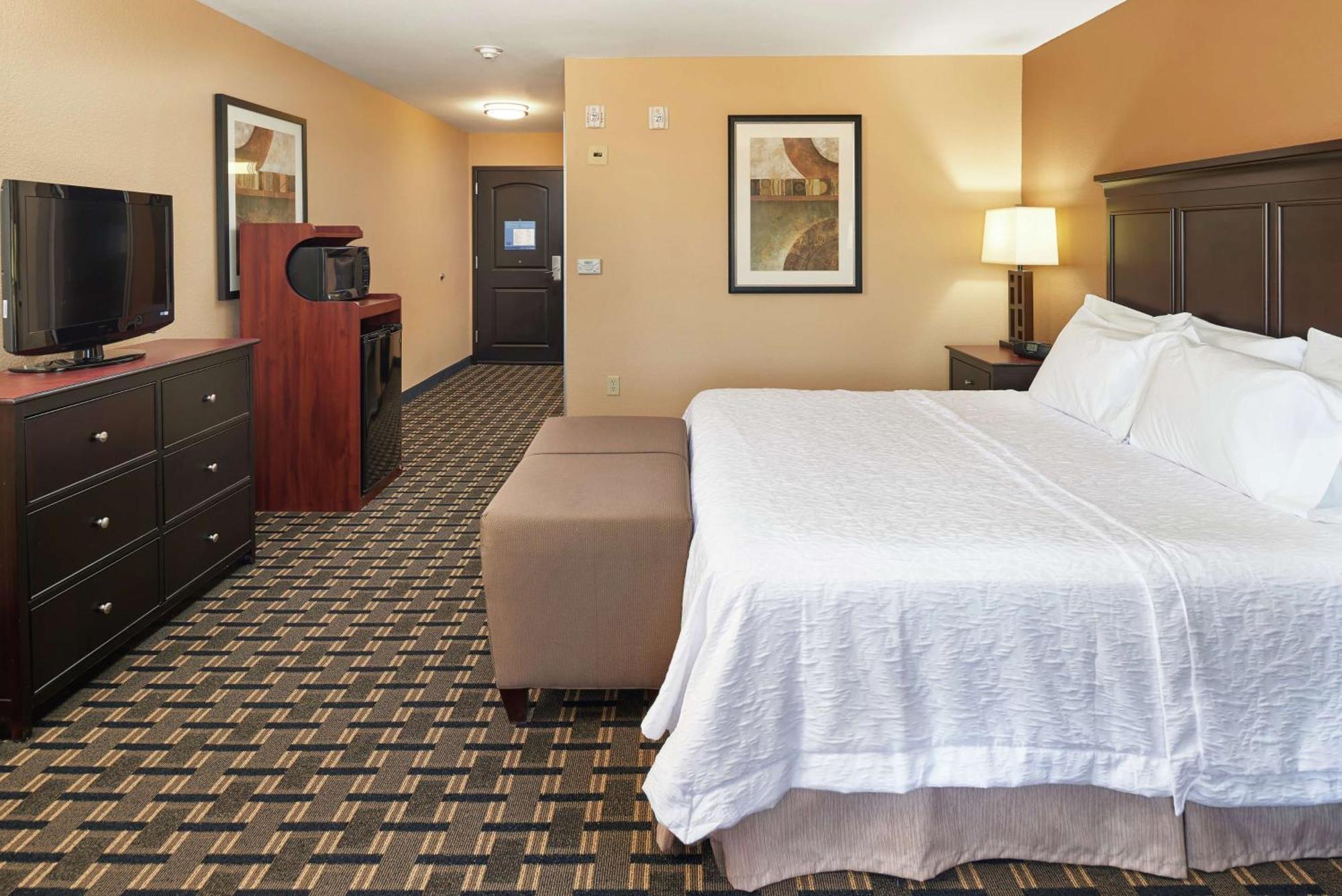 Hampton Inn Суитуотер Экстерьер фото